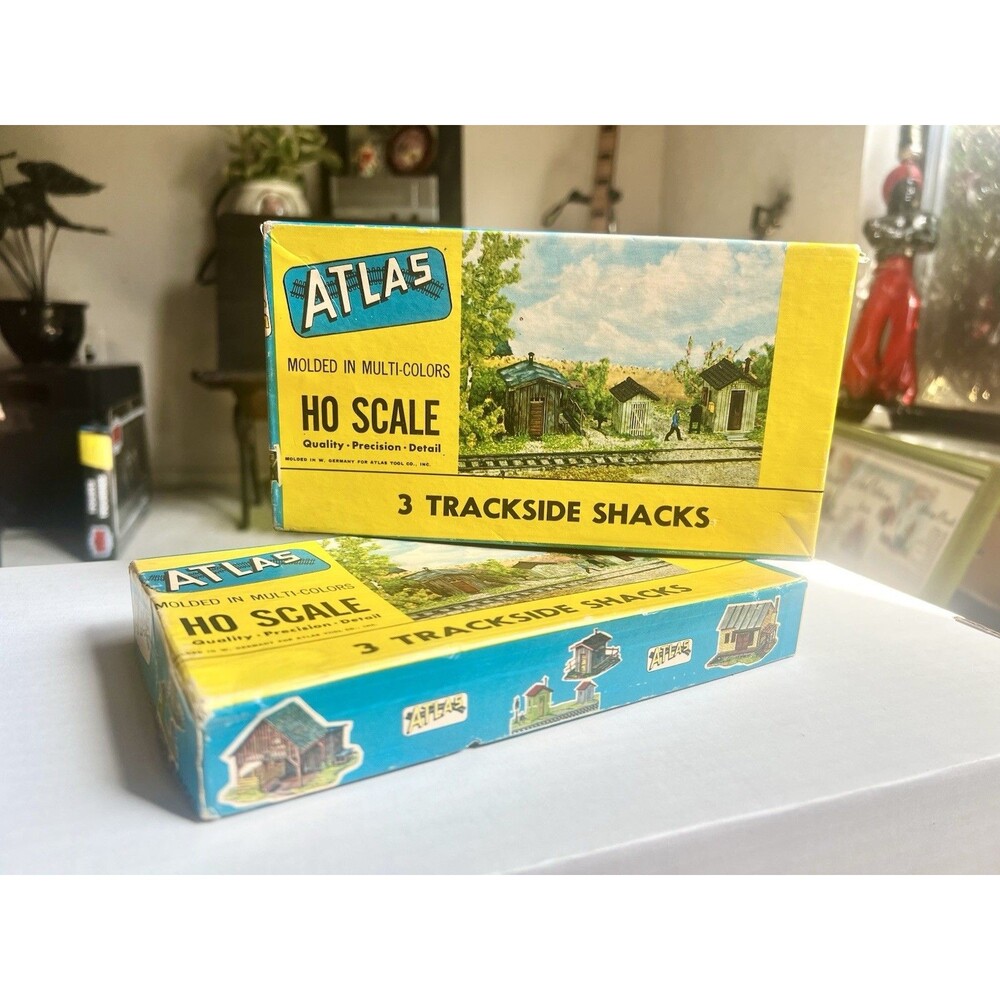 Atlas 713-150 “Three Trackside Shacks” Two Incomplete Sets